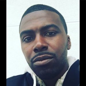 Meet your Posher, Devin